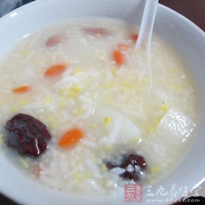 米1/2杯、山药600克、枸杞 米1/2杯、山药600克、枸杞