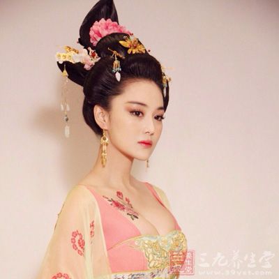 唐代女性服饰的尺度究竟有多大(3)