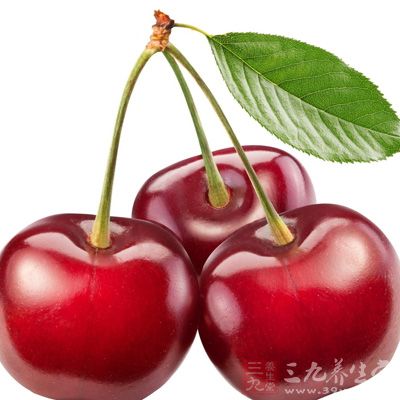 樱桃是含铁及胡萝卜素较多的一种水果