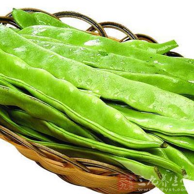 糖尿病患者由于脾胃虚弱,经常感到口干舌燥,平时好多吃扁豆 糖尿病患者由于脾胃虚弱,经常感到口干舌燥,平时好多吃扁豆