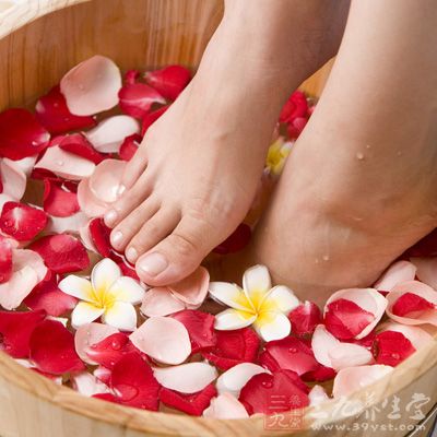 防脚寒:常做足浴 防脚寒:常做足浴