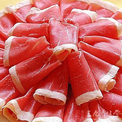 以狗肉、羊肉、牛肉、鹿肉的御寒效果较好 以狗肉、羊肉、牛肉、鹿肉的御寒效果较好