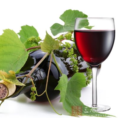 美国研究发现红葡萄酒或能预防失忆