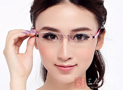 假性近视的原因 假性近视的症状与治疗