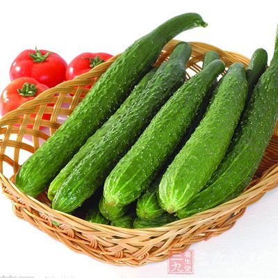 黄瓜也称为胡瓜,青瓜。黄瓜不仅富含维生素C、胡萝卜素和钾 黄瓜也称为胡瓜,青瓜。黄瓜不仅富含维生素C、胡萝卜素和钾