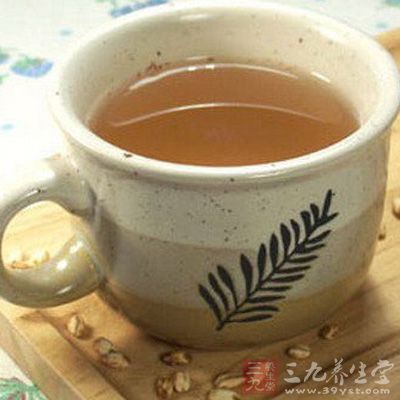 体内排气不畅,也能造成腹胀和胃胀,推荐饮用大麦芽茶 体内排气不畅,也能造成腹胀和胃胀,推荐饮用大麦芽茶