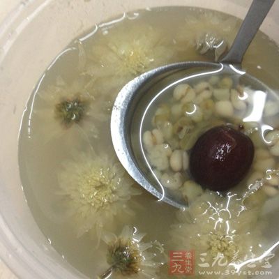 大暑养生 大暑时节养生关键要除湿