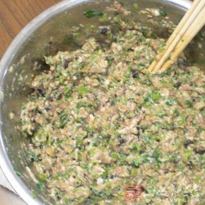 饺子馅中加鸡蛋不易流汤 饺子馅中加鸡蛋不易流汤