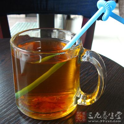 姜茶可能喝一次即驱走轻微的感冒，症状较重者一连三天每日喝一次