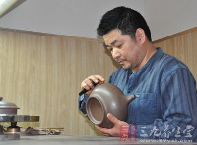 “溪砂缘”男一号张建生,男,四十有余 “溪砂缘”男一号张建生,男,四十有余