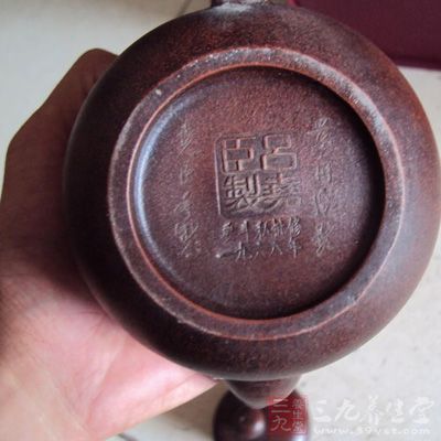 紫砂壶品质鉴定因素之四:“款” 紫砂壶品质鉴定因素之四:“款”