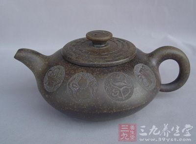 简介:古铜泥 简介:古铜泥