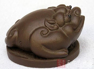 茶宠物并不是只有普洱茶才能养,主要是因为普洱茶的茶质养这个很容易出效果 茶宠物并不是只有普洱茶才能养,主要是因为普洱茶的茶质养这个很容易出效果