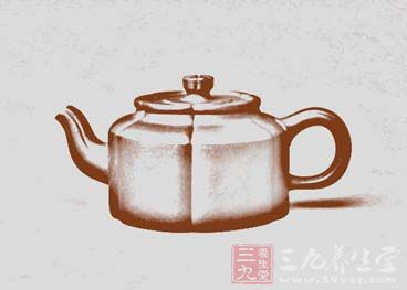 罗盘虽如铜勺,表面圆通,却坚持己见,曲直合一乃为人之道也