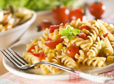 零食可刺激胃酸增加;不易过饱,以免刺激胃窦引起胃酸分泌增多 10428029_094802248193_2