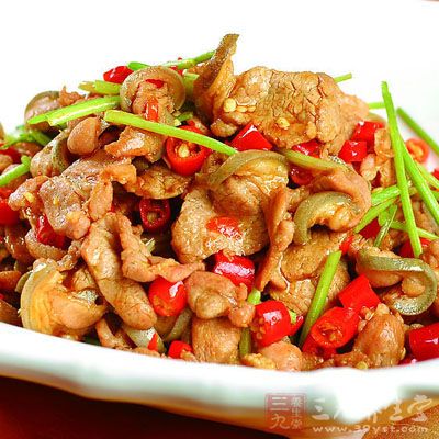 某些鸡鸭鱼肉看上去红润明亮 某些鸡鸭鱼肉看上去红润明亮