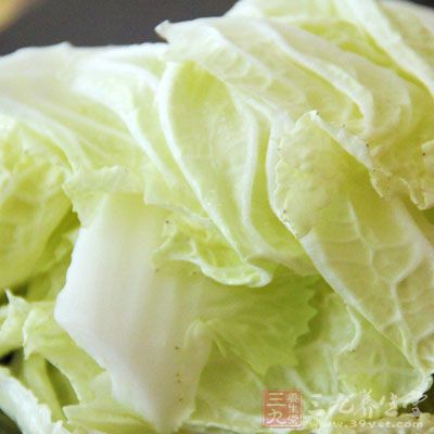 白菜性凉,味甘,入肺、胃、大肠、膀胱诸经 白菜性凉,味甘,入肺、胃、大肠、膀胱诸经