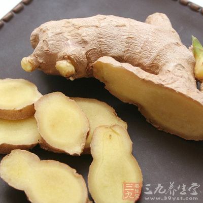 亦可用鲜生姜100g捣碎取汁用200ml温水冲服 亦可用鲜生姜100g捣碎取汁用200ml温水冲服