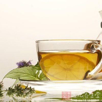 &ldquo;上火&rdquo;不可随意喝凉茶