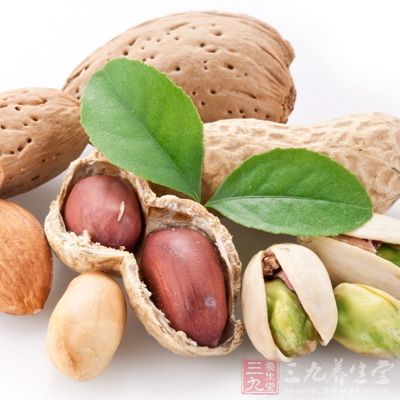 花生中含有丰富的植物固醇 4077870C36F1A36EC5BA564677D