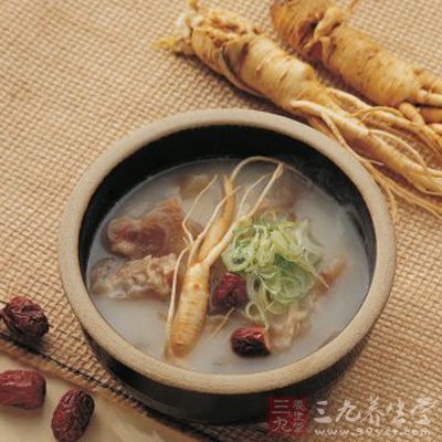 养成饭前或吃饭时不断进点汤水的习惯可以减少胃炎等疾病的发生 b6a0d3c6-af65-4e63-b11a-ee8