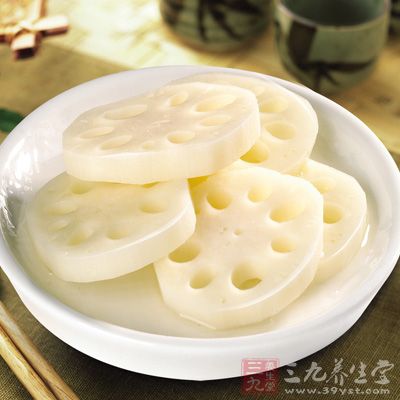 七孔藕淀粉含量较高,水分少,糯而不脆,适宜做汤 6B3A7B1F835F10DAFAC56DC8CF8