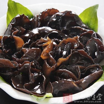 可多吃大豆、黑木耳或白木耳及水果 可多吃大豆、黑木耳或白木耳及水果