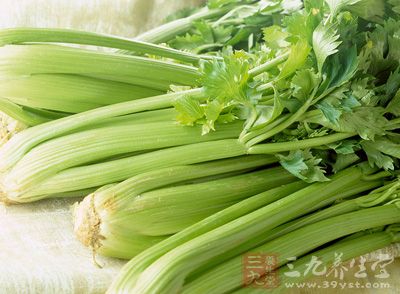 芹菜有预防血压升高的作用 芹菜有预防血压升高的作用