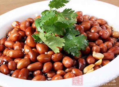 糖醋花生米怎么做 糖醋花生米怎么做