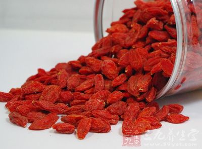 医生提醒 警惕枸杞副作用