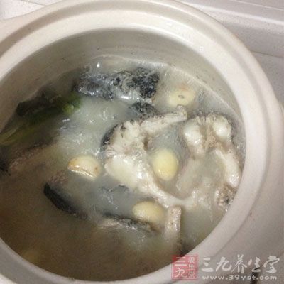 养肝靓汤 杞子鸡肝鲩鱼片汤 养肝靓汤 杞子鸡肝鲩鱼片汤