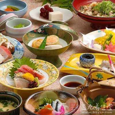 积极补充血容量 积极补充血容量