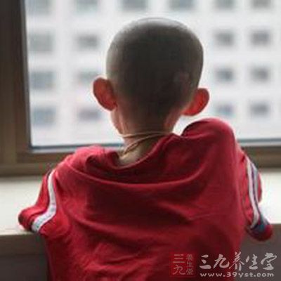 多跟亲人朋友主动联络 多跟亲人朋友主动联络