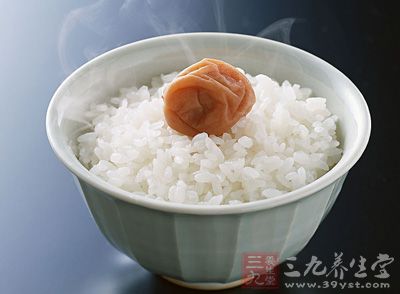 每天至少3两米饭 每天至少3两米饭