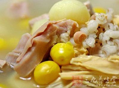 黄芪为补气要药,陈皮理气健脾,和中消滞 黄芪为补气要药,陈皮理气健脾,和中消滞