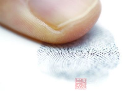 由变异指纹推断凶手患精神病