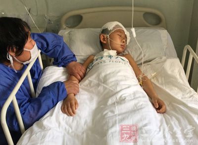 潍坊7岁男孩头疼难忍 被查患上 烟雾病