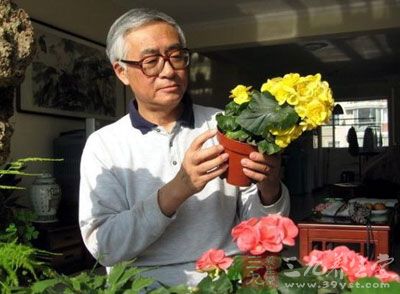 这个季节,经常有人问我吃什么好,吃什么能帮助降血压 这个季节,经常有人问我吃什么好,吃什么能帮助降血压