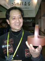 邵顺生,1955年生于江苏宜兴“中国紫砂第一村”---紫砂村 邵顺生,1955年生于江苏宜兴“中国紫砂第一村”---紫砂村