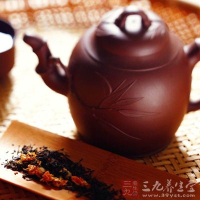 说起“形”，人们常把它与紫砂壶艺的流派相提并论