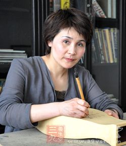 陈惠红,字闻雨,斋号“随缘堂” 陈惠红,字闻雨,斋号“随缘堂”