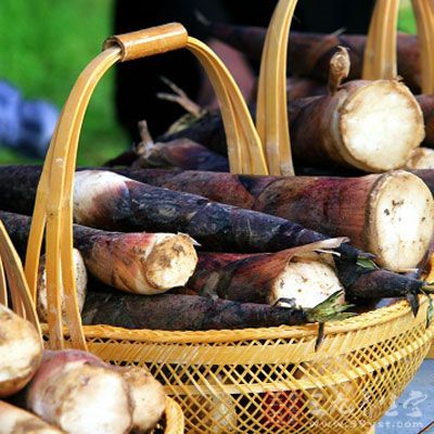 春笋富含粗纤维，可以帮助食物消化