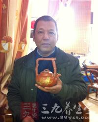 范泽洪,2007年国家助理工艺美术师 范泽洪,2007年国家助理工艺美术师