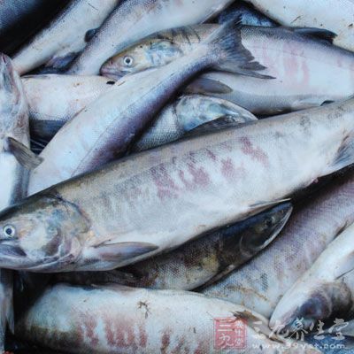 适宜多吃富含过硫酸钠的食物 适宜多吃富含过硫酸钠的食物