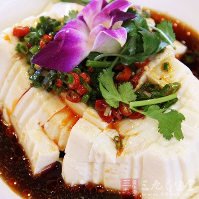 豆腐所含的大豆蛋白缺少一种必需氨基酸——蛋氨酸 豆腐所含的大豆蛋白缺少一种必需氨基酸——蛋氨酸