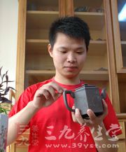 龚杰,1986年出生于宜兴丁山,2009年工艺美术员,方壶新秀,青年陶艺家 龚杰,1986年出生于宜兴丁山,2009年工艺美术员,方壶新秀,青年陶艺家