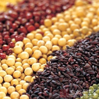 豆类在引起消化不良方面可谓声名狼藉 豆类在引起消化不良方面可谓声名狼藉