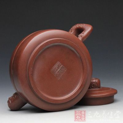 现代陶艺对紫砂陶艺创作风格的影响，日趋明显