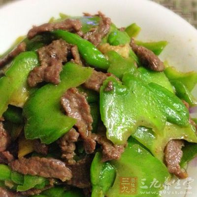 苦瓜炒牛肉适合孕妇食用