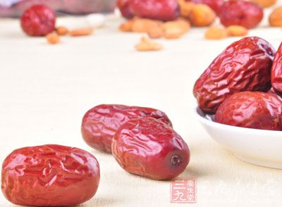 枣富含维生素、生命第二信使(CAMP)、果糖和各种氨基酸 枣富含维生素、生命第二信使(CAMP)、果糖和各种氨基酸